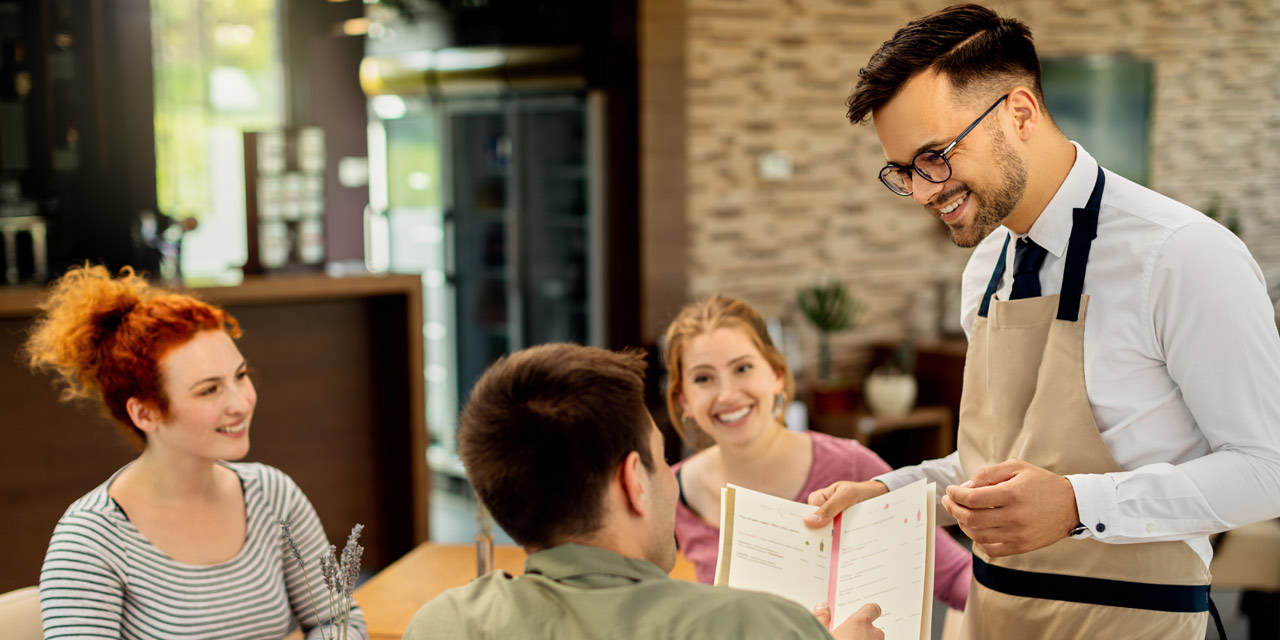 8 dicas essenciais no atendimento ao cliente em negócios gastronômicos