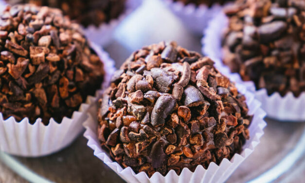 Aprenda a fazer o excêntrico Brigadeiro com Bacon