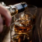 Dia da Cachaça: descubra 9 curiosidades sobre a bebida