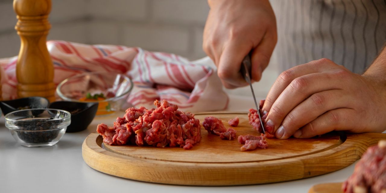 Contaminação cruzada: veja cuidados necessários na cozinha