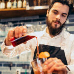 Dia do Bartender: celebrando a arte por trás dos coquetéis