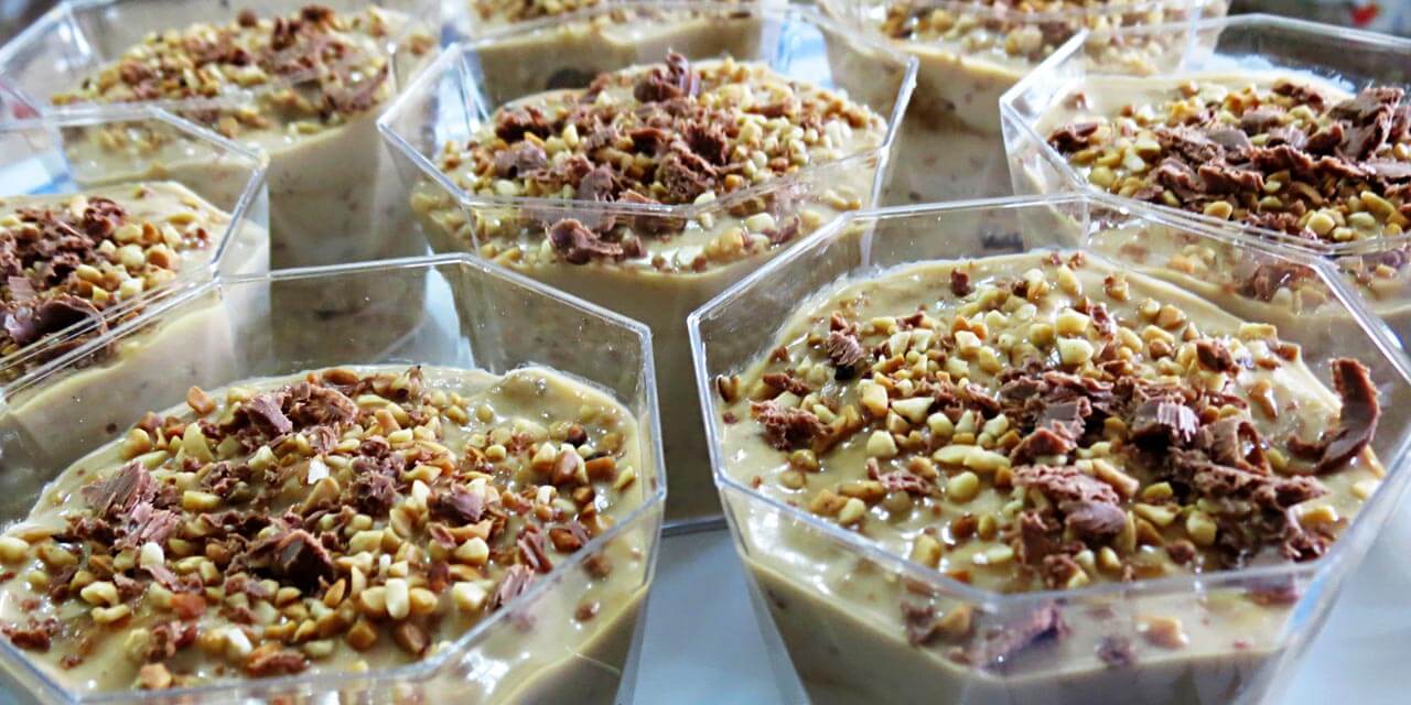 Faça um tentador Pavê de Café com castanha-de-caju