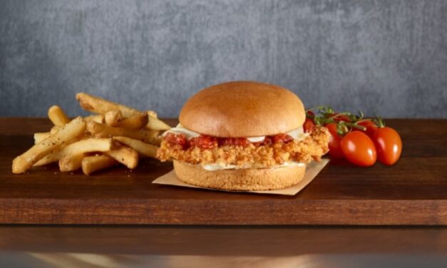 Hard Rock Cafe Curitiba apresenta pratos kids em cardápio assinado por Messi