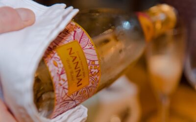 Nannai Noronha celebra 3º aniversário com menu surpresa e espumante à vontade