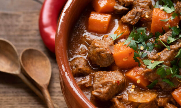 Comida com E: ensopado, éclair, empadão e muito mais