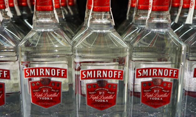Smirnoff se destaca como líder entre os destilados no Brasil