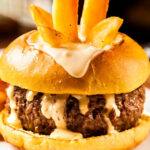 3º Happy Burger, do perfil Festa da Firma, agita São Paulo