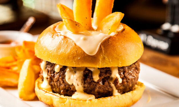 3º Happy Burger, do perfil Festa da Firma, agita São Paulo