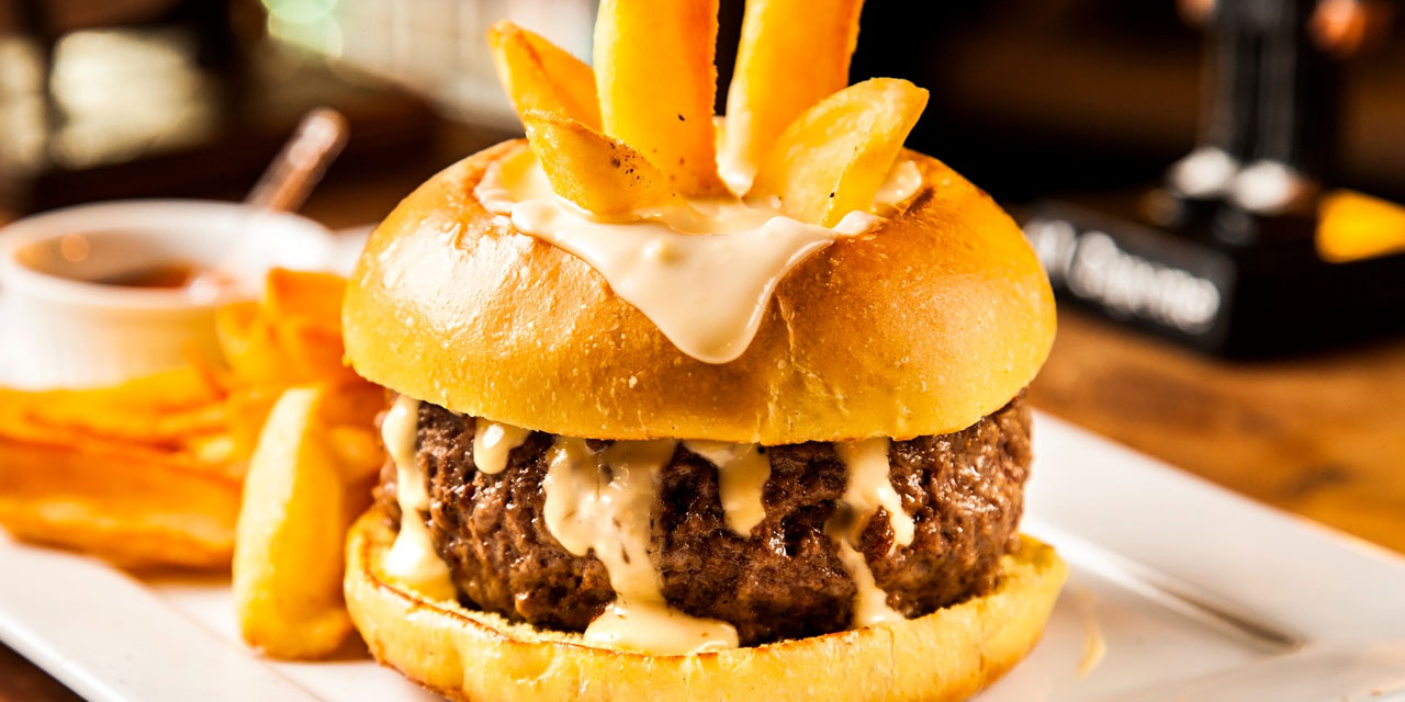 3º Happy Burger, do perfil Festa da Firma, agita São Paulo