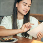 Cardápios enxutos: o que restaurantes aprendem com catálogos digitais