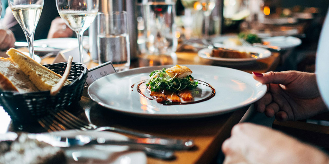 Por que a estética geométrica domina os restaurantes modernos