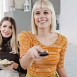 Anne Hathaway e Jake Gyllenhaal brilham em “Amor e Outras Drogas”