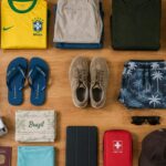 Mala leve e viaje mais longe: combine hotéis no Trivago e tênis Adidas